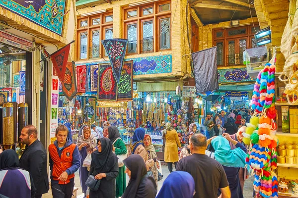 Geleneksel Tacrish Bazaar, Tahran, İran