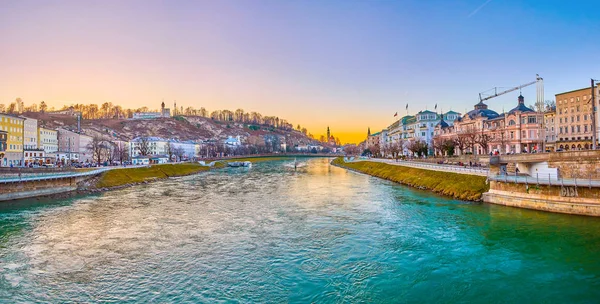 Panorama del atardecer sobre Salzburgo, Austria —  Fotos de Stock