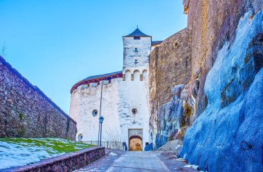 Kapıları ile yüksek kule, Hohensalzburg kalesi, Salzburg, A