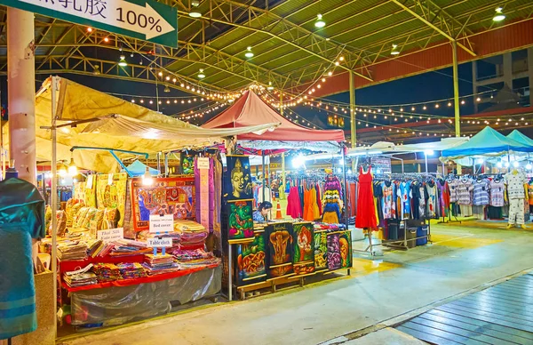 Павільйон нічного ринку Kalare, Чіангмай, Таїланд — стокове фото