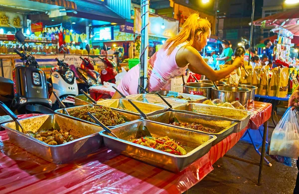 Street food, Warorot Night Market, Chiang Mai, Thailandia — Foto Stock