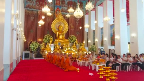 Bangkok Thajsko Dubna 2019 Uctívání Ubosot Wat Chana Songkhram Vyzdobené — Stock video