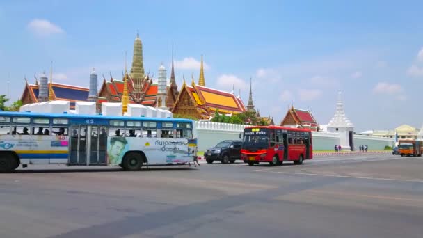 Bangkok Thailand April 2019 Panorama Upptagen Väg Grand Palace Fästning — Stockvideo