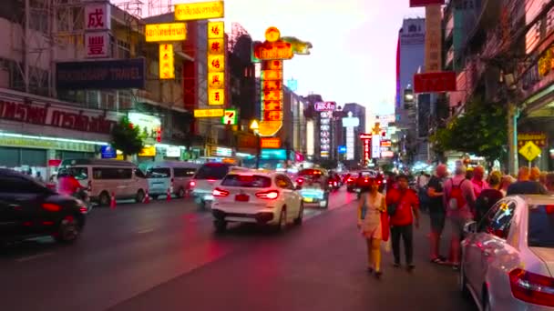 Μπανγκόκ Ταϊλάνδη Απριλίου 2019 Δρόμος Γιαουμπαάτ Την Πολυσύχναστη Νυχτερινή Ζωή — Αρχείο Βίντεο