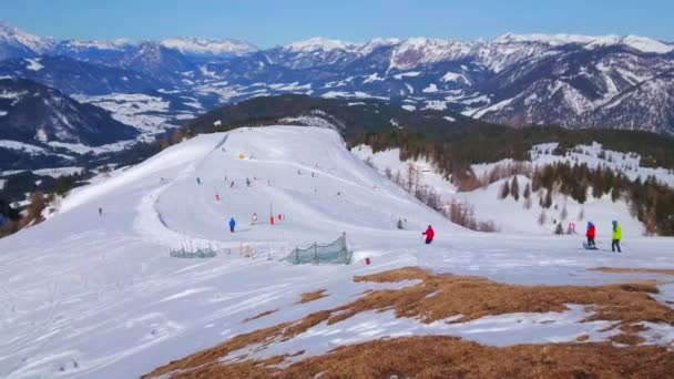 Krajinu Alp Vrchol Zwieselalm Připojit Pohled Zasněžený Šišky Pohoří Dachstein — Stock video