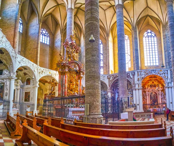 El panorama de Altar parte de la Iglesia Franciscana, Salzburgo, Austr — Foto de Stock