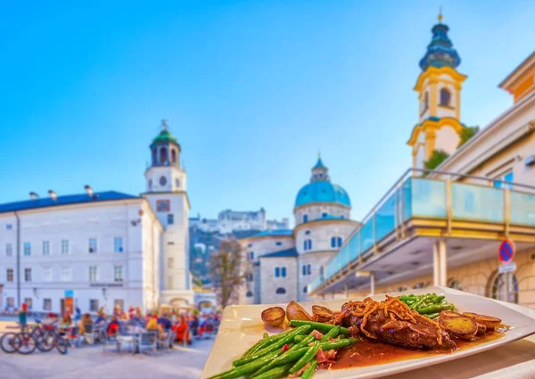 El cerdo frito en Salzburgo, Austria — Foto de Stock