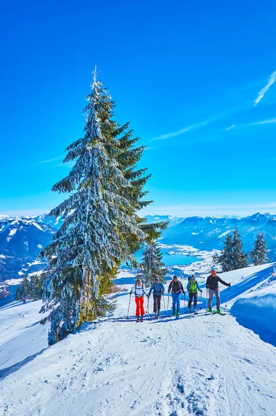 Winter sports on Zwolferhorn, St Gilgen, Salzkammergut, Austria — Stock Photo, Image