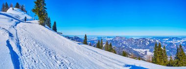 Uzun yokuş yukarı, Zwolferhorn, St Gilgen, Salzkammergut, Avusturya