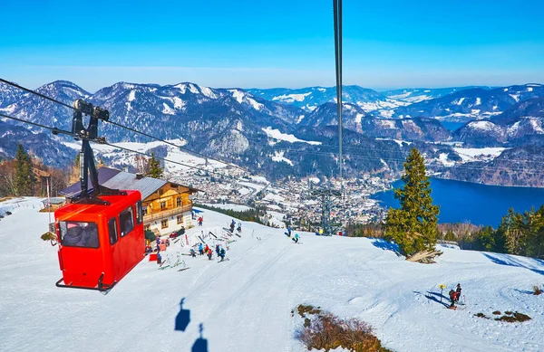 Teleferik sürmenin keyfini çıkarın, Zwolferhorn, St Gilgen, Salzkammergut, Au