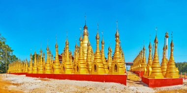 Hang Si köyü manastırının altın stupas, Taunggyi, Myanma