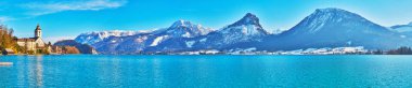 Wofgangsee gölü ve karlı Alpler Panoraması, St Wolfgang, Salzkam