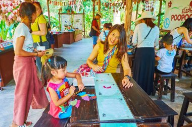 Poopoopaper park, Chiang Mai, Thail çocuk yaratıcılık Merkezi