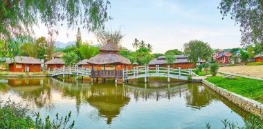 Panorama Santichon Çin köyü, Pai, Tayland