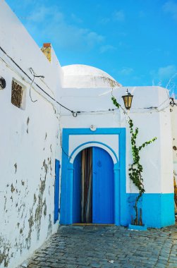 Mavi kapılı Beyaz Saray, Bizerte, Tunus