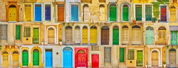Colorful Maltese doors — Stock Photo, Image