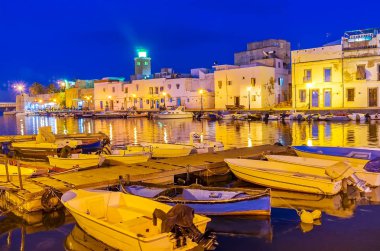 Bizerte, Tunus'ta akşam yürüyüşü