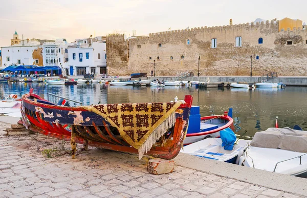 The old wooden boat in Bizerte port, Tunisia — Stock Photo, Image