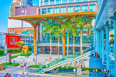 Modern nakliye alışveriş merkezi, Bangkok, Tayland cephe