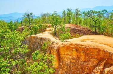 Pai Canyon Adobe kayalıkları, Tayland