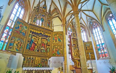 Hallstatt Parish Kilisesi'nde iki sunak, Salzkammergut, Avusturya