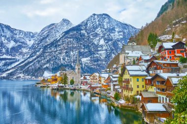 Görüntüleme platformundan Halltatt dolgu, Salzkammergut, Au