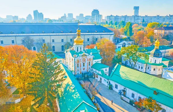 A Szentháromság Kaputemploma, Kijev, Ukrajna — Stock Fotó
