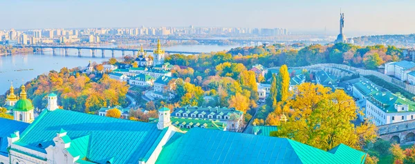 Panorama of the right bank of Kiev, Ukraine — Stock Photo, Image