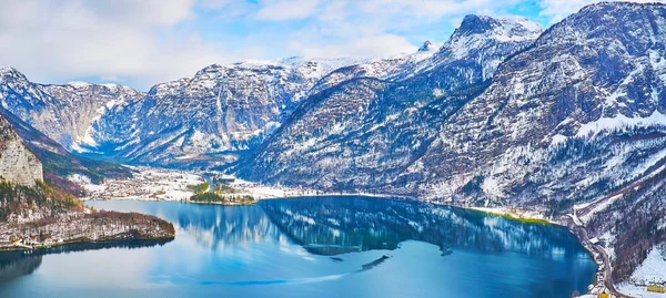 Panorama av Dachstein Alps och Hallstattersee Lake, Hallstatt, S — Stockfoto