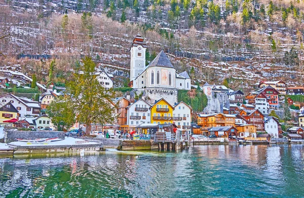 Casco antiguo de Hallstatt desde el lago, Salzkammergut, Austria — Foto de Stock