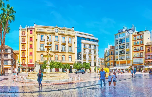 Utforska Konstitutionstorget i Malaga, Spanien — Stockfoto
