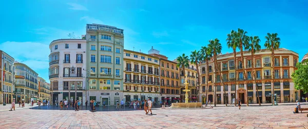 Calle Larios och Konstitutionstorget, Malaga, Spanien — Stockfoto