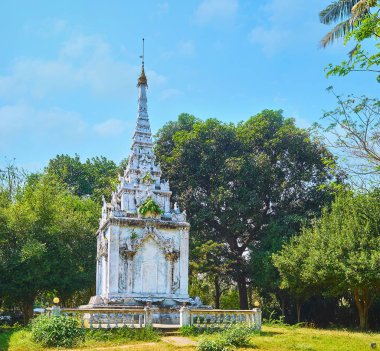 Kraliçe Supalayat Anıtmezar, Yangon, Myanmar