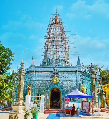 Aynalı Sein Yaung Chi Pagoda, Yangon, Myanmar