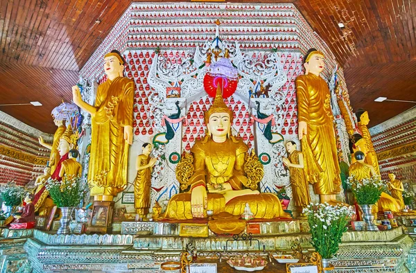 Украшение молитвенного зала Sein Yaung Chi Pagoda, Янгон, Мьянма — стоковое фото