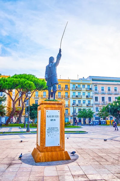 The stature to De Blas De Lezo in Cadiz, Spain — Stock Photo, Image