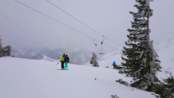 Ebensee Austria February 2019 Sportsmen Ride Button Ski Lift Misty — Stock Video