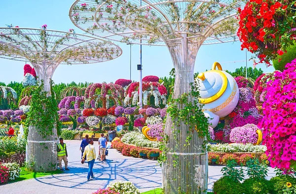 Дубай Оаэ Марта 2020 Чудесный Сад Похвастаться Удивительным Ландшафтным Дизайном — стоковое фото