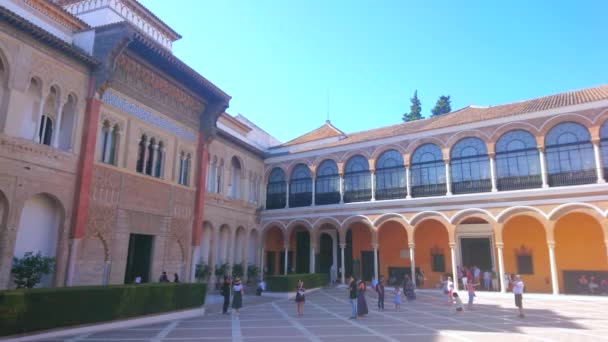 Seville España Octubre 2019 Patio Monteria Con Hermoso Palacio Pedro — Vídeos de Stock