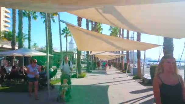 Malaga Spain September 2019 Прогулянка Тіні Зорі Розтягування Вздовж Туристичної — стокове відео