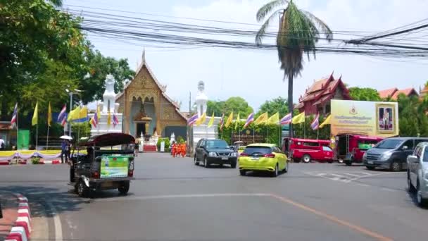 Chiang Mai Thailand Maj 2019 Den Snabba Trafiken Rachadamnoen Road — Stockvideo