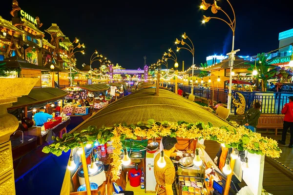 Dubai Uae March 2020 Canal Food Boats Thai Floating Market — 图库照片