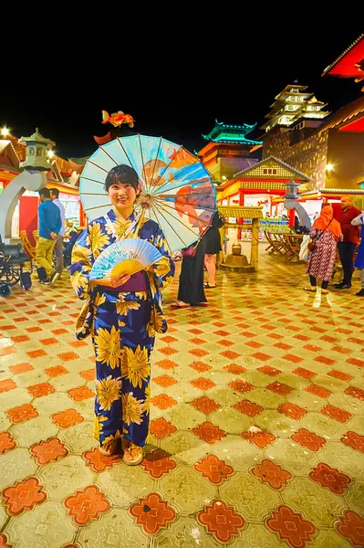 Dubai Bae Mart 2020 Kimono Giymiş Genç Japon Bir Kızın — Stok fotoğraf