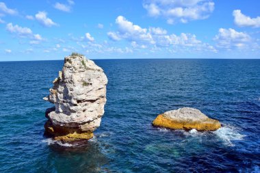 Tyulenovo Kayalıkları Bulgaristan 'ın En Çok Ziyaret Edilen Yeri' nde Sallanıyor