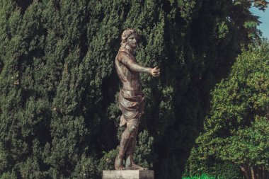 Portekiz, Queluz Ulusal Sarayı Heykeli