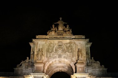 Augusta Sokak kemer, Lizbon, Portekiz