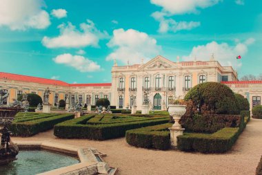 Cephe ve Bahçe Queluz Ulusal Sarayı, Sintra, Lisbon, Portekiz