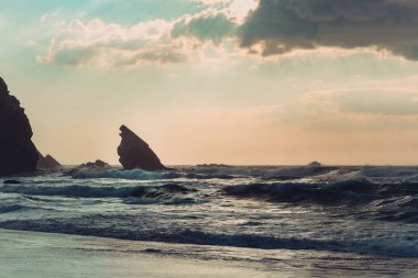 Adraga beach, Sintra, Lizbon yakınındaki bir plaj