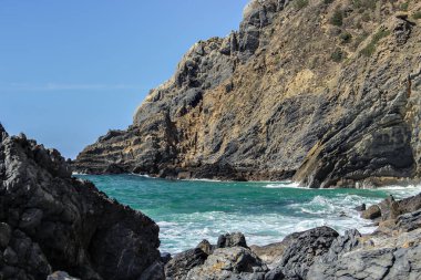 Adraga beach, Sintra, Lizbon yakınındaki bir plaj
