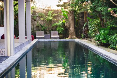 Yüzme havuzu, yaşam tarzı